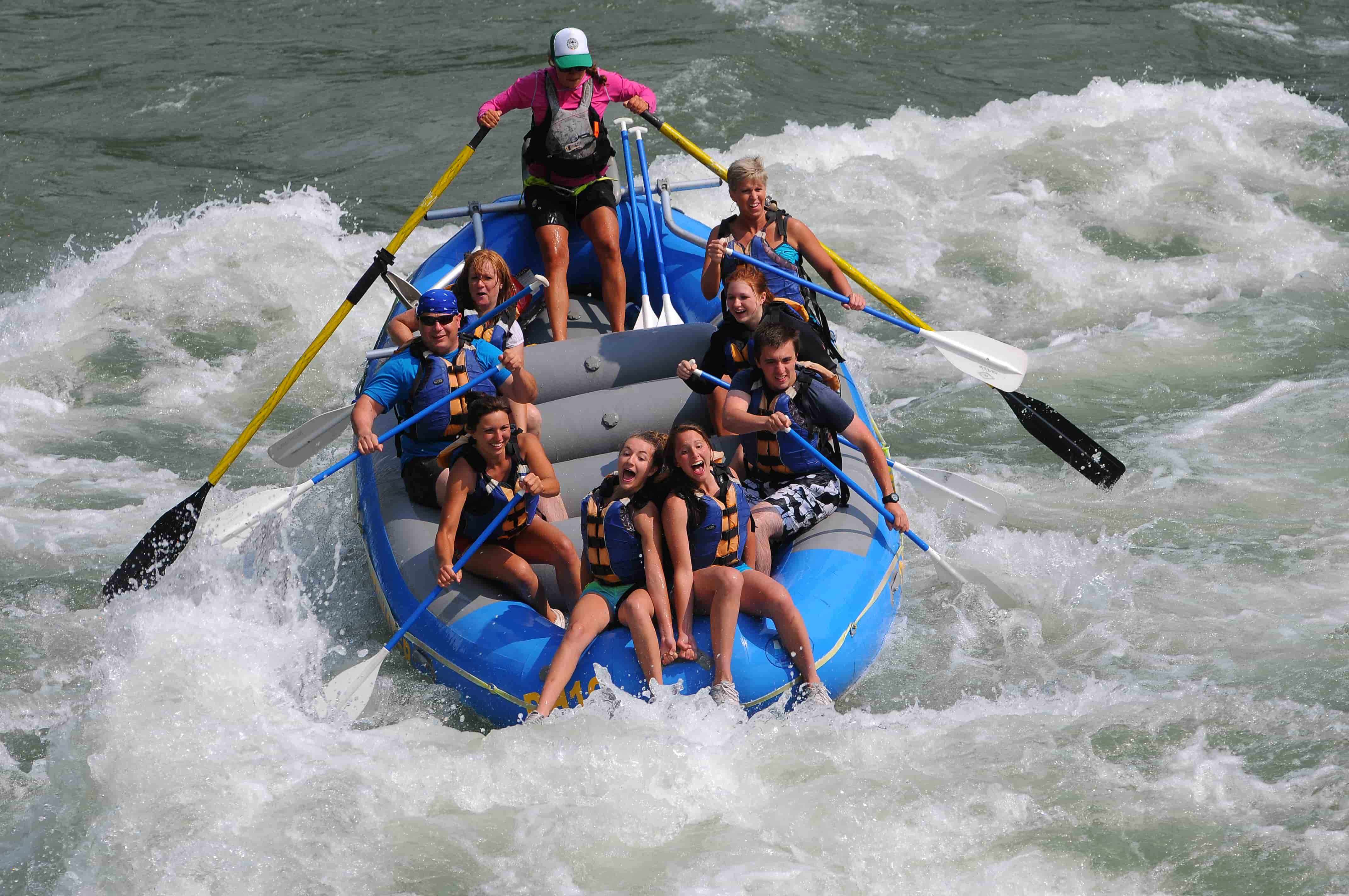 whitewater rafting snake river wyoming