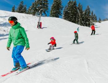 Kids On Snow