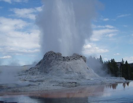 Yellowstone Geyser